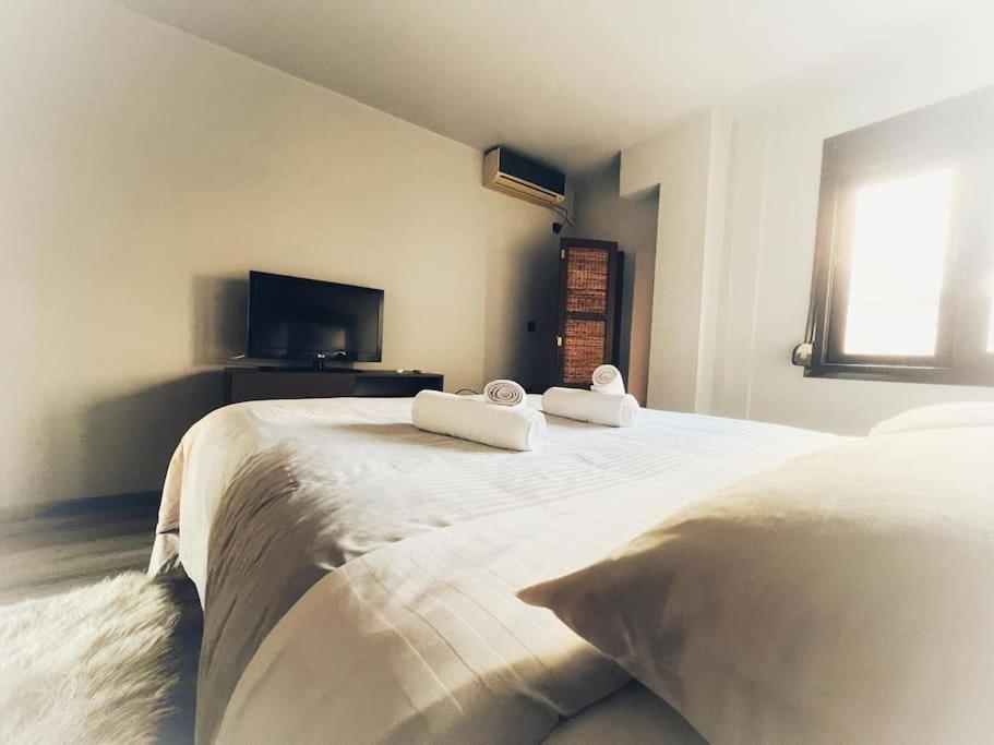 The Beehive Apartman Mytilíni Kültér fotó